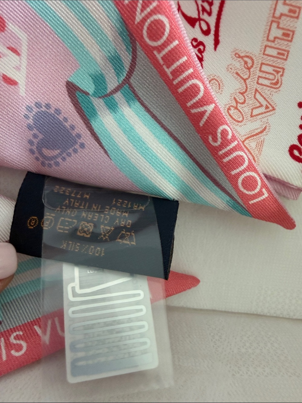 Louis Vuitton Bandeau BB I LV U Pink/Rose Clair M77322 NWT - Picture 6 of 9